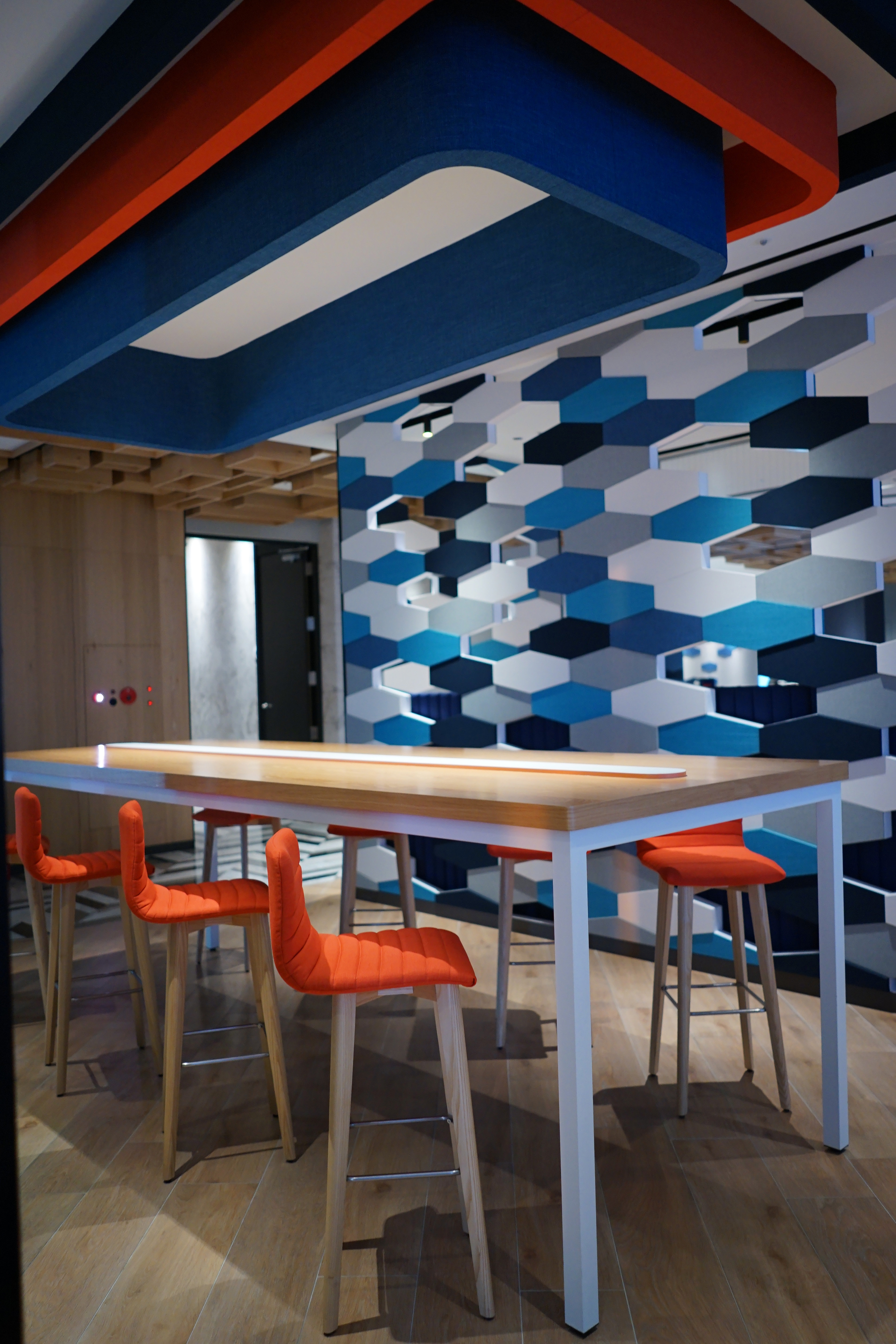 Holiday Inn Express Chiayi 36/49