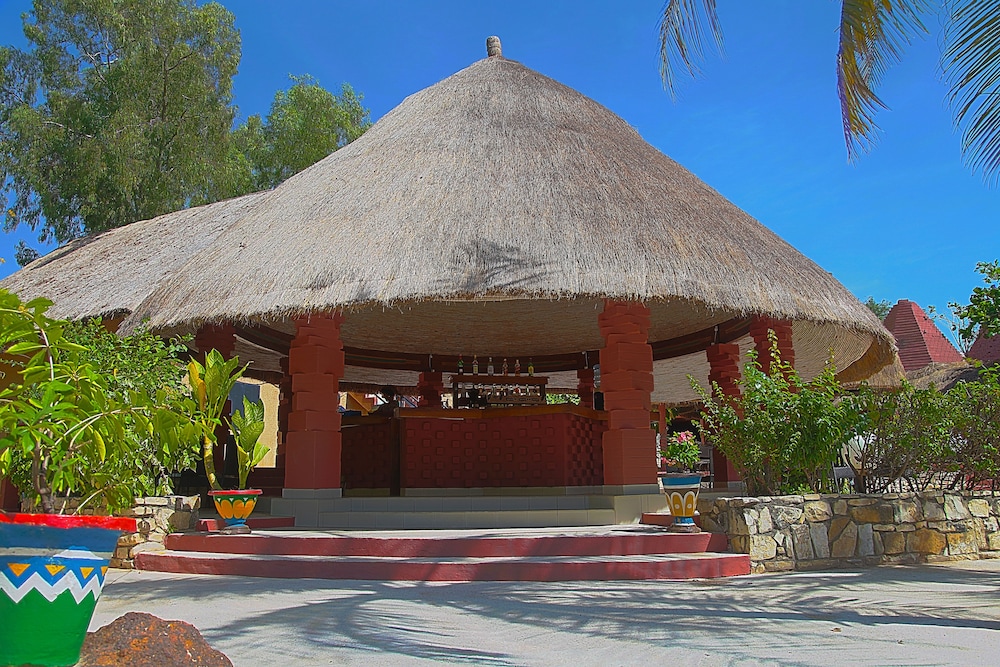 Bougainvillees Hotel in MBOUR