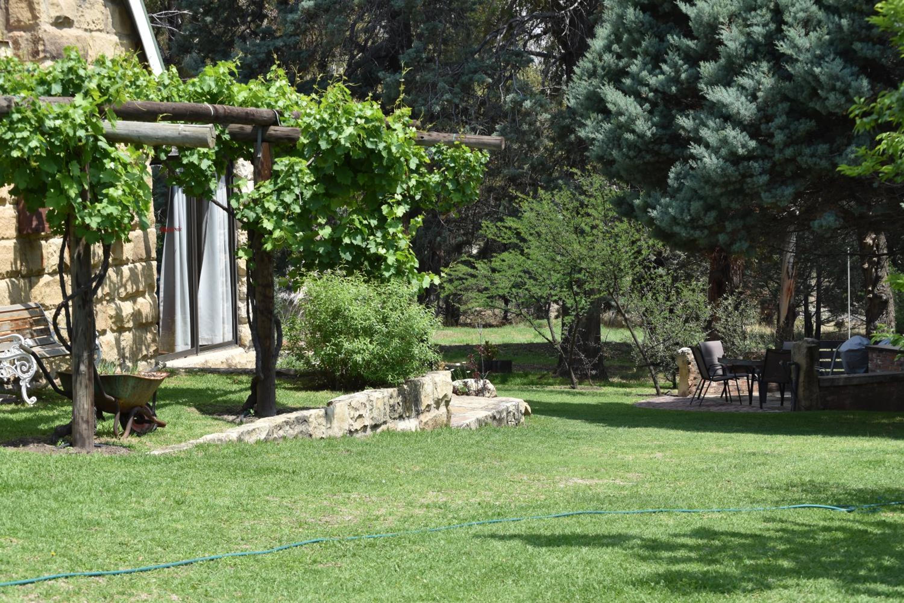 The Clarens Country House 60/73