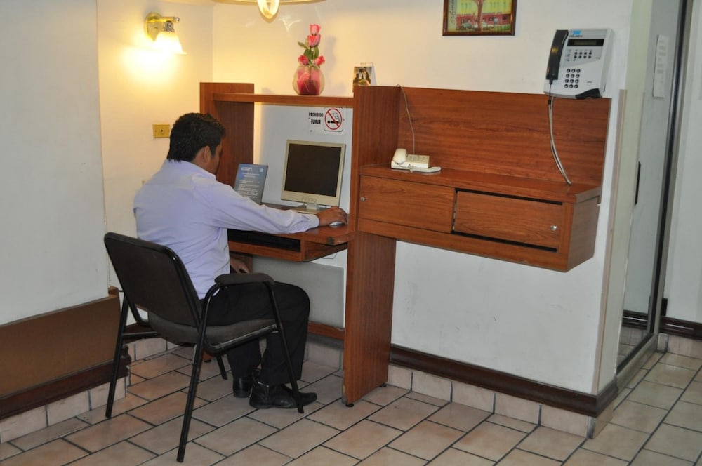 HOTEL 5A AVENIDA 34/34
