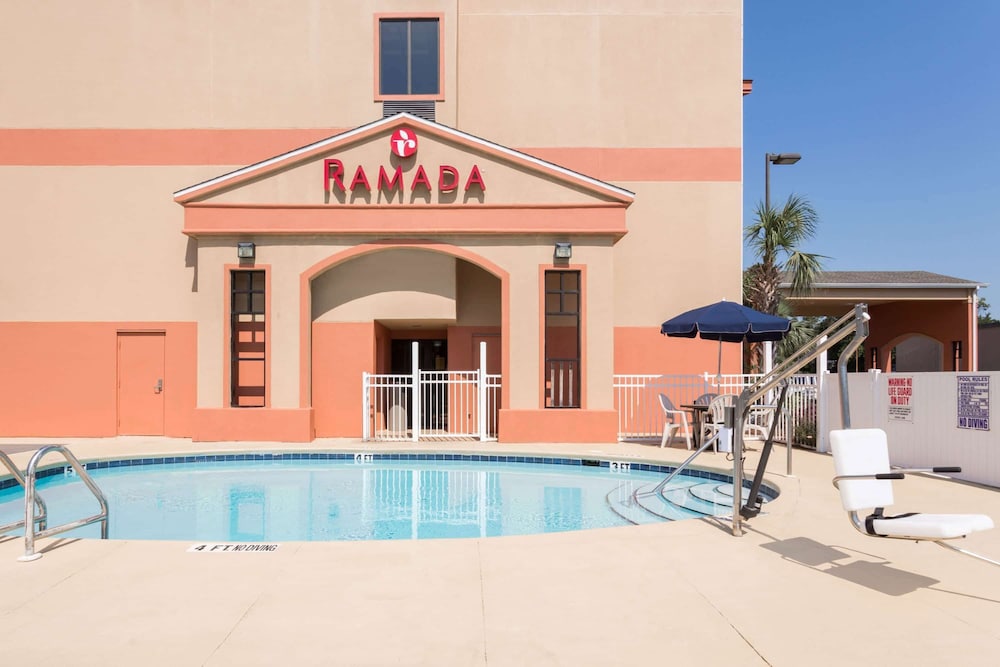 Ramada by Wyndham Panama City 4/51