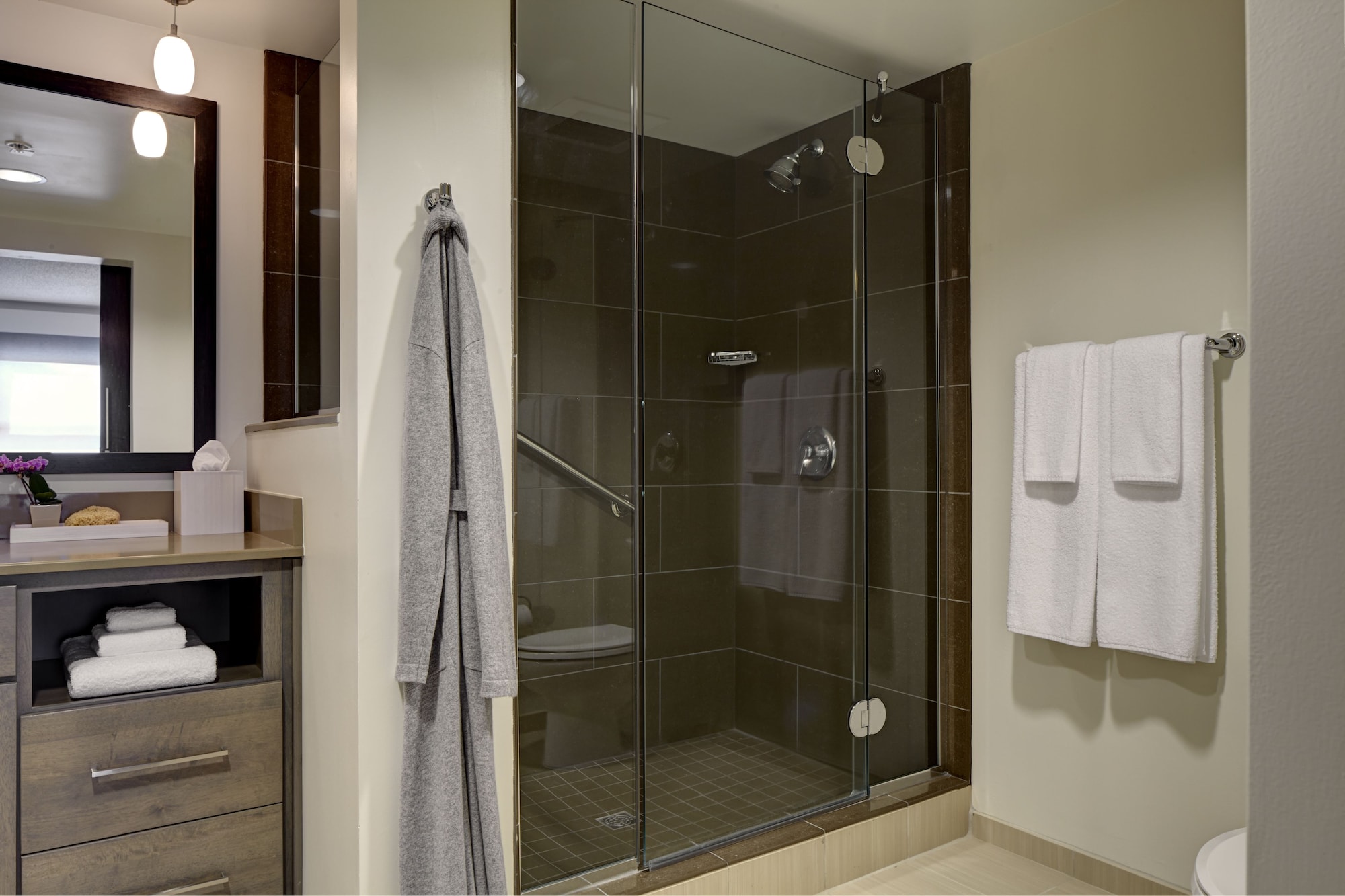جناح بسرير كينج بغرفة نوم واحدة، Hyatt House San Diego Sorrento Mesa 4/4