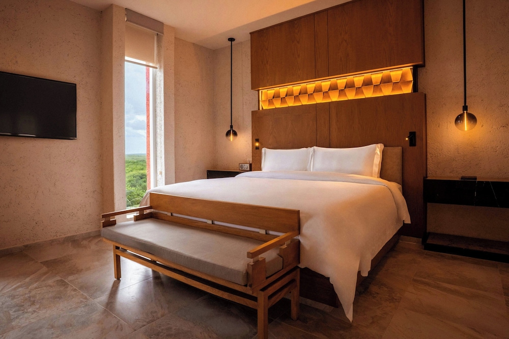 Master, Suite, King Bed, Ocean Front, Plunge Pool