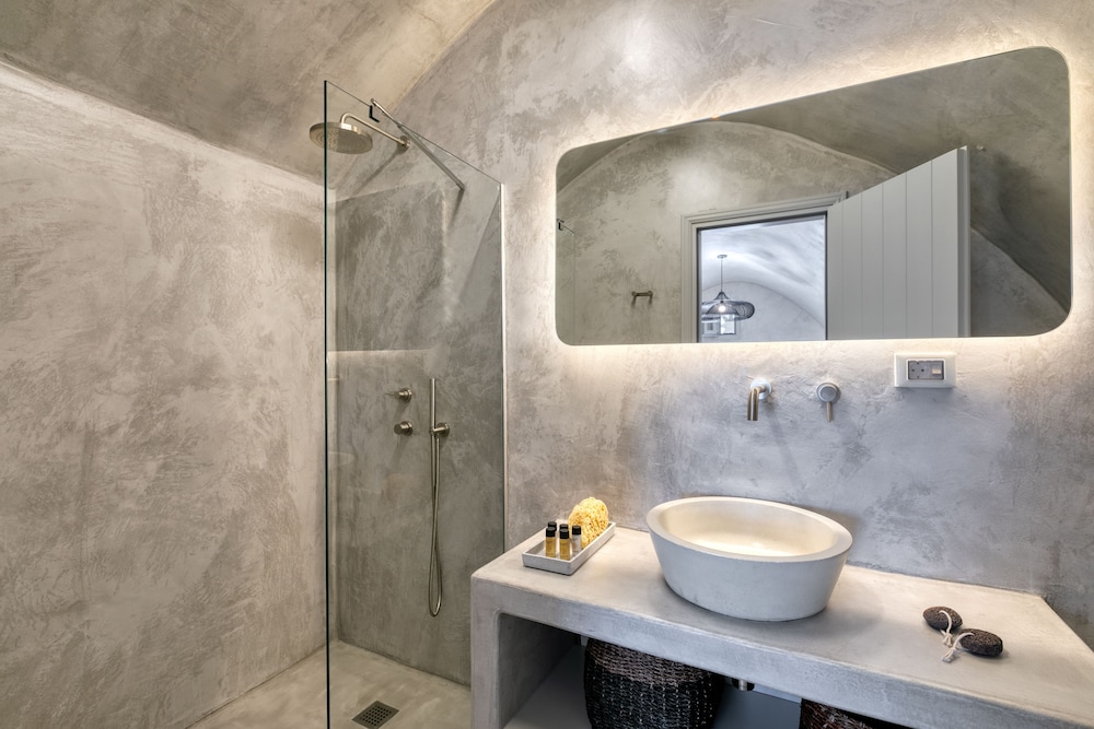 Marble Sun Villa By Caldera Houses 35/39