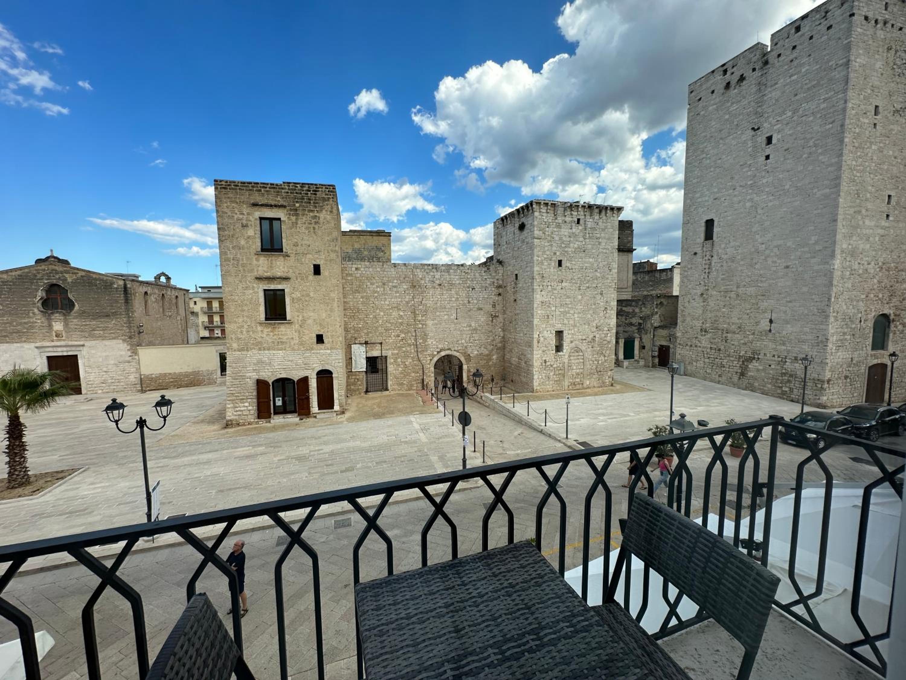 Palazzo Bonomi 36/50
