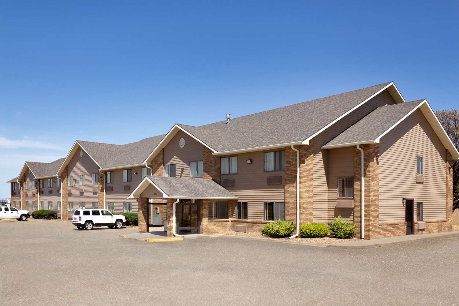 Sleep Inn & Suites Salina I-135 5/26