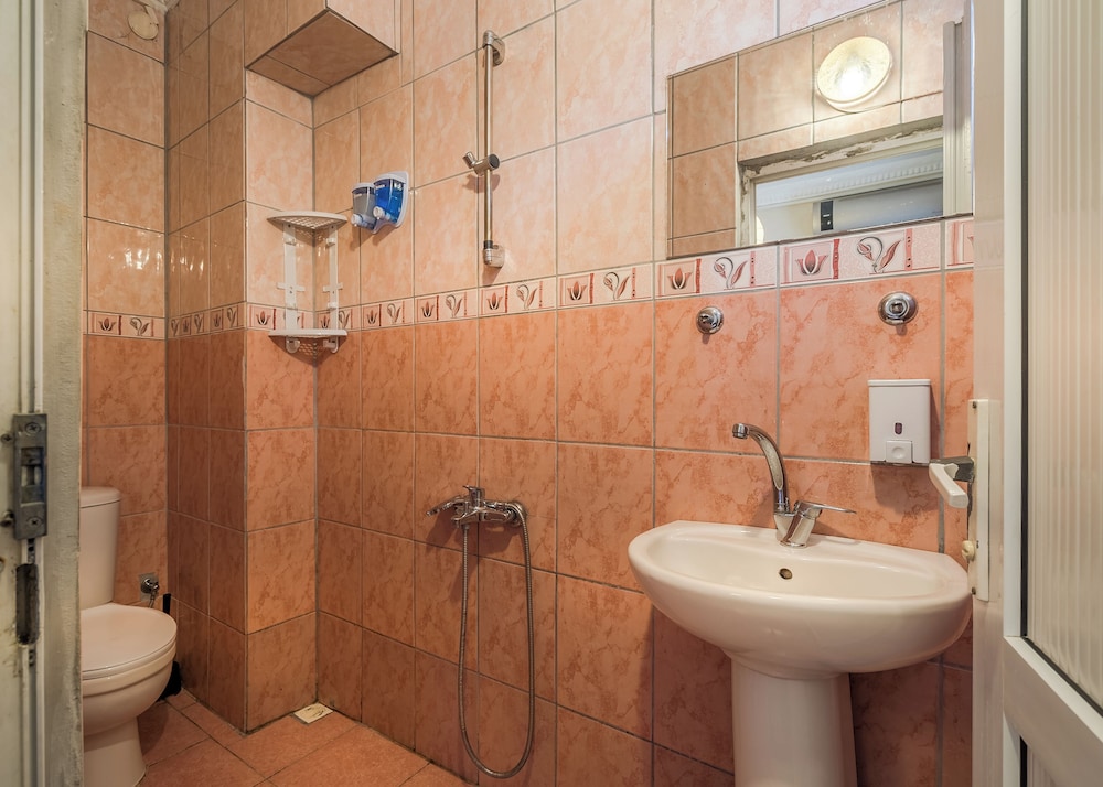 Hotel Erenler 45/50