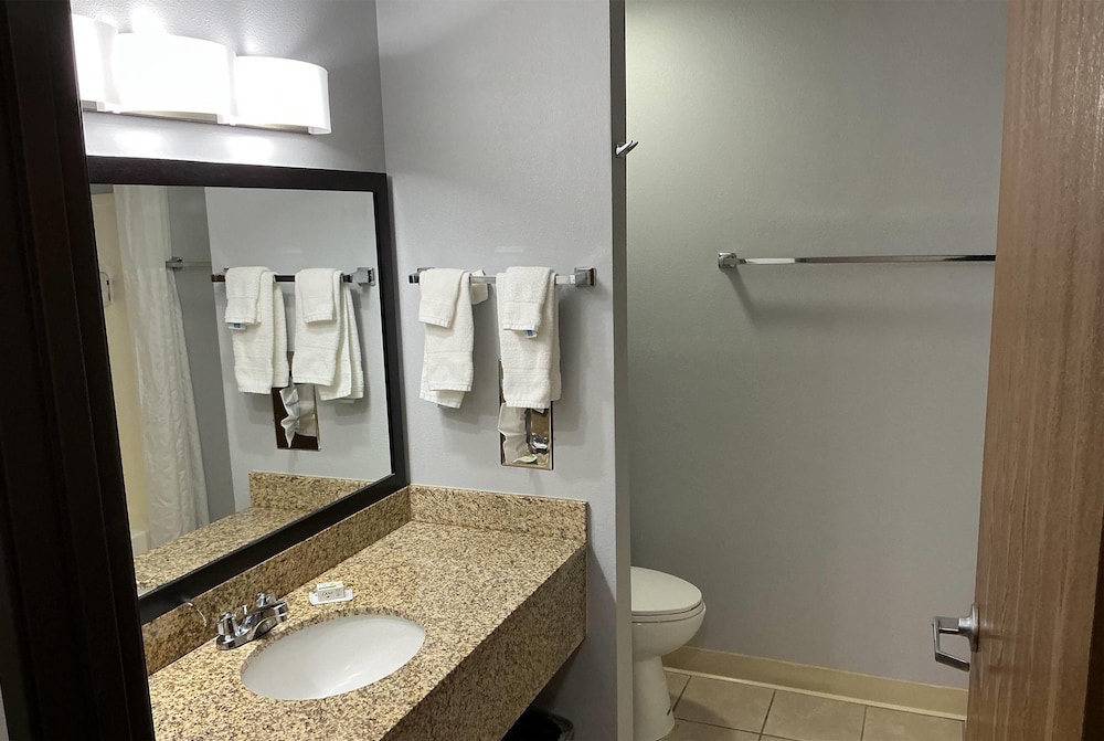 Tombstone Grand Hotel, a Baymont by Wyndham 50/50