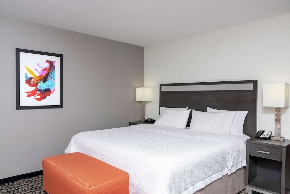 Hampton Inn Akronsouth 16/45