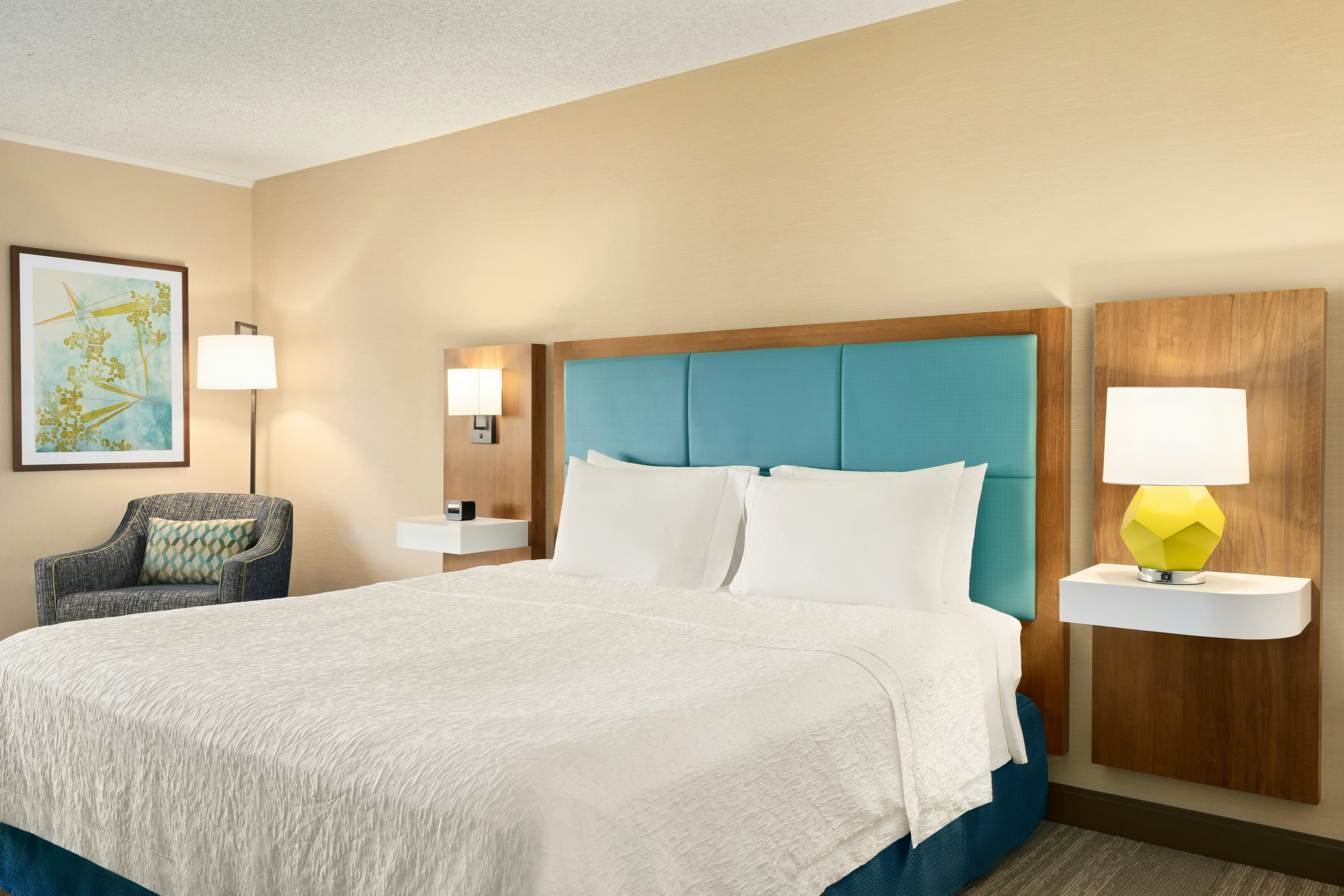 Hampton Inn Portland Airport 11/34