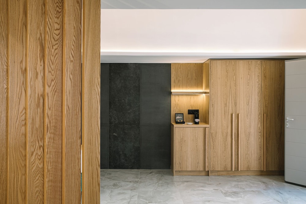Kalisti Hotel And Suites 13/72