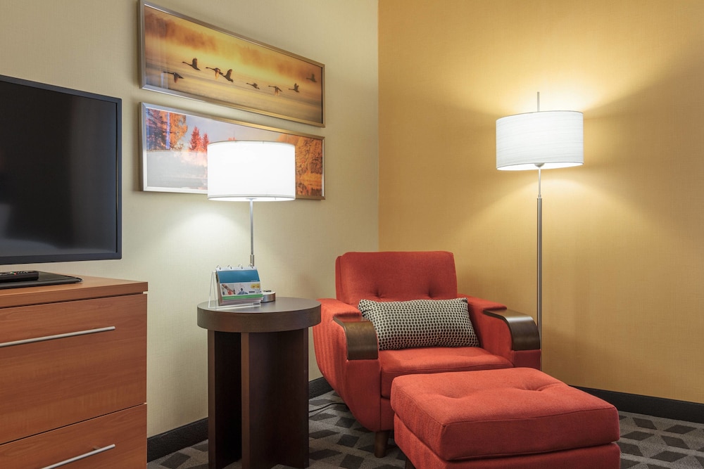 Towneplace Suites Belleville 15/50