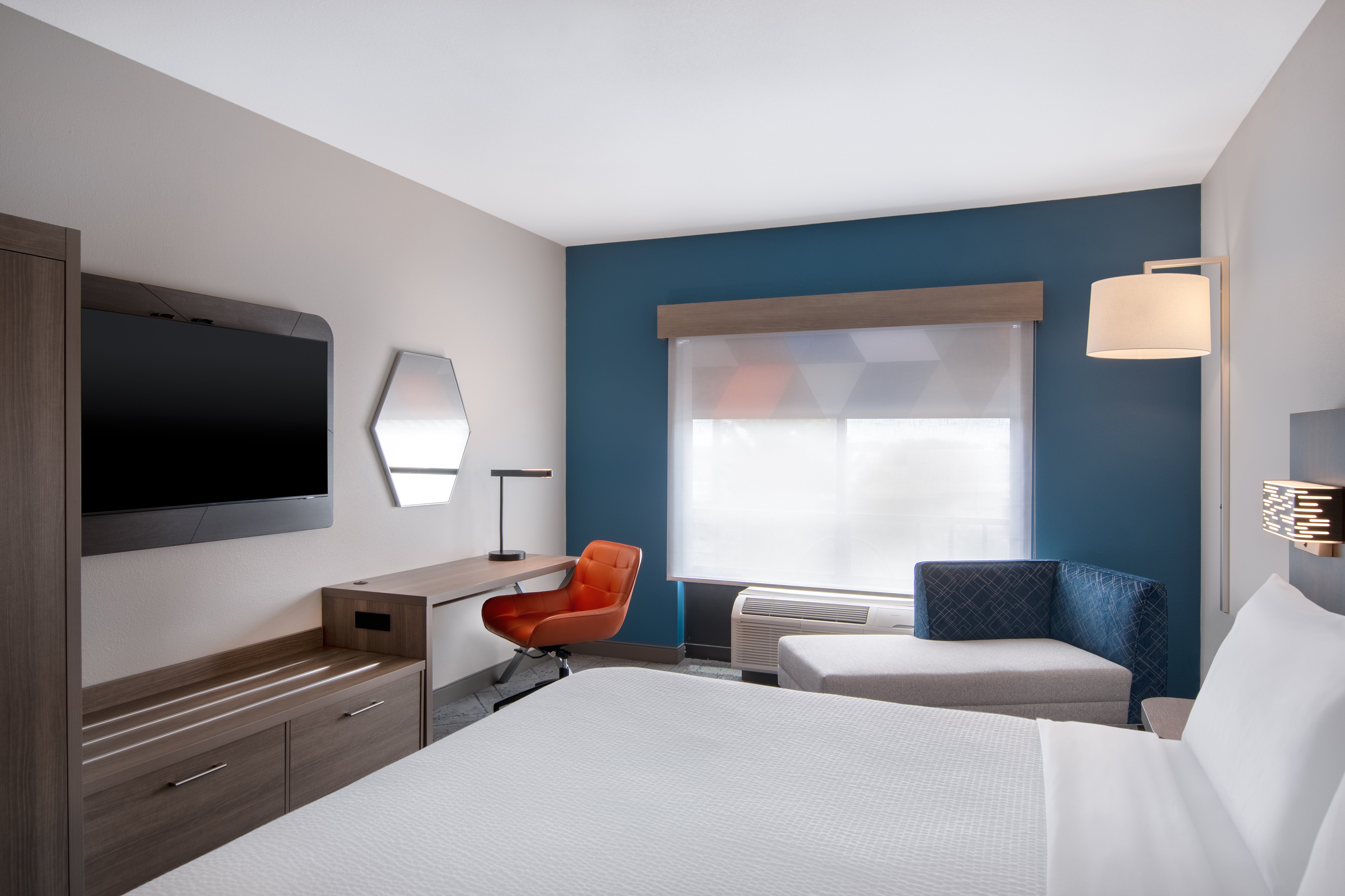 Leisure, King Bed