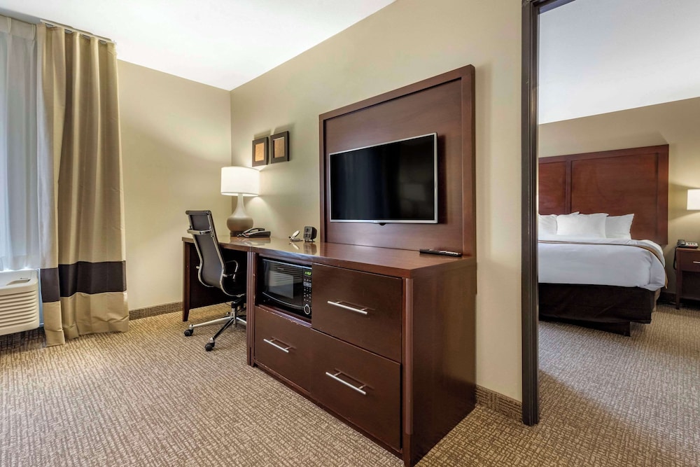 Comfort Suites Bridgeport Clarksburg 33/33