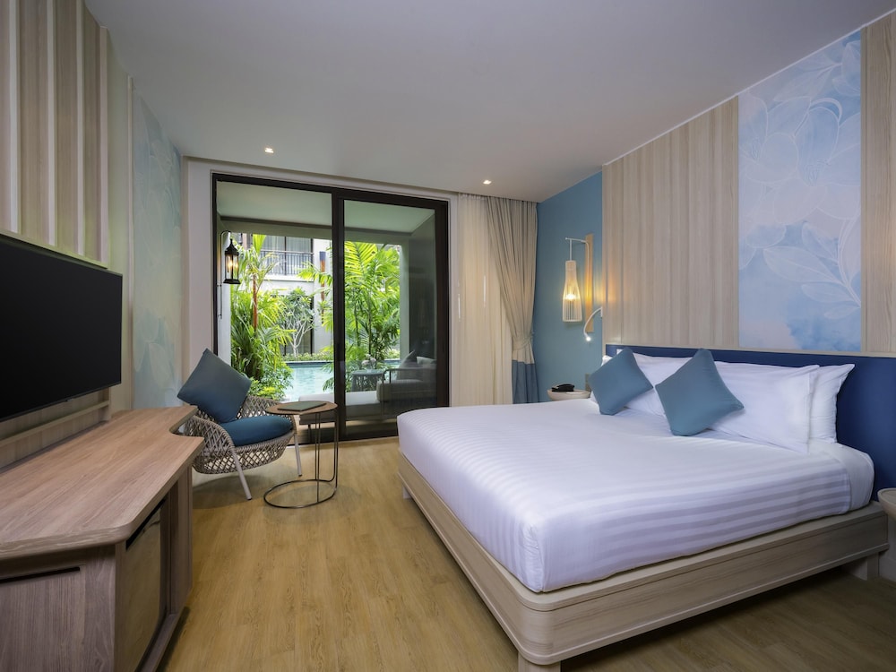 Deluxe, Double Bed, Pool Access, Beach Wing