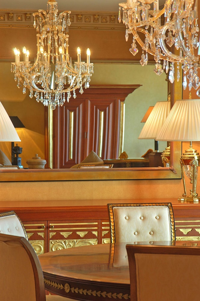 Grand Hyatt Muscat Hotel 8/50