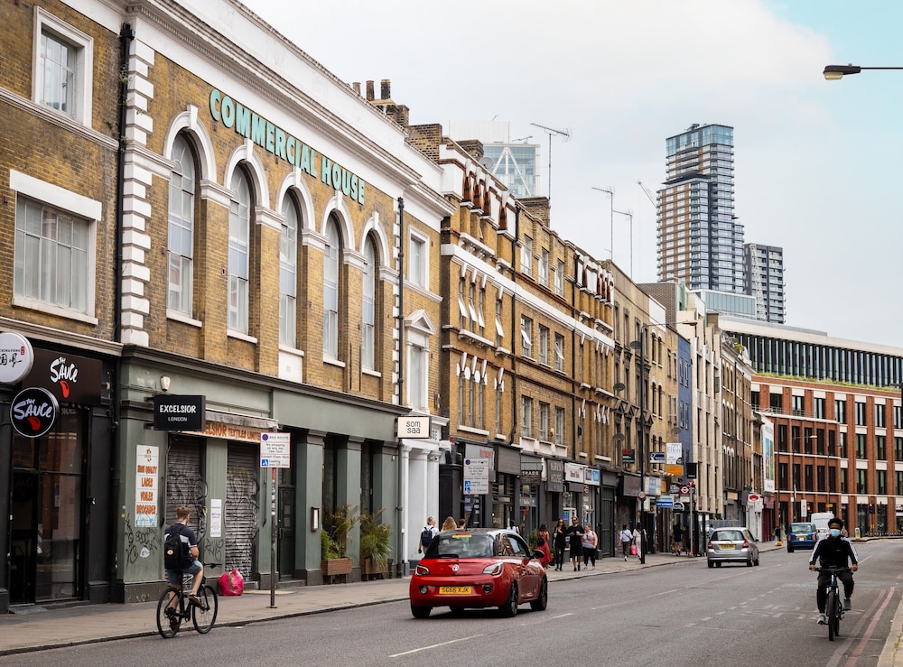 Aldgate Commercial House Apartments 35/37