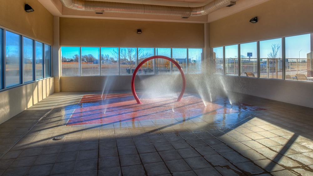 Holiday Inn Express Hotel Suites Elk City 31/51