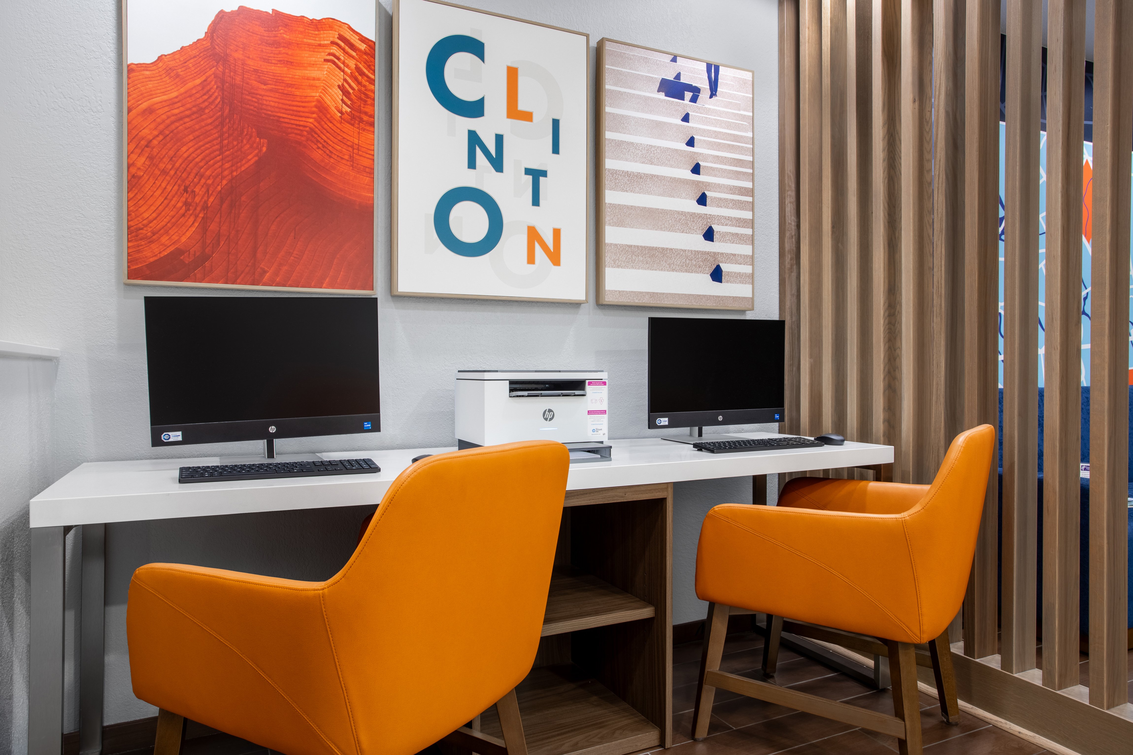 Holiday Inn Express Hotel Suites Clinton 41/50