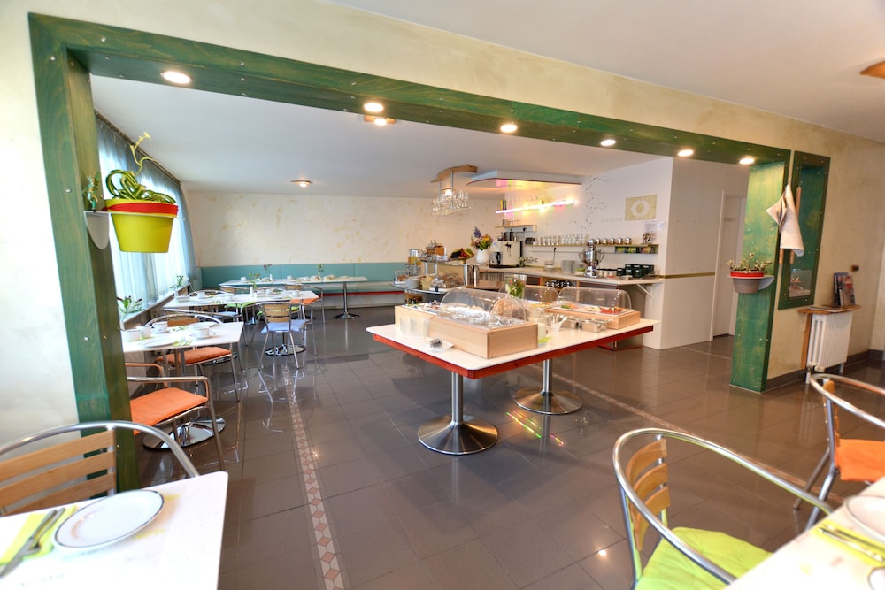 Abalon Hotel Ideal 37/50
