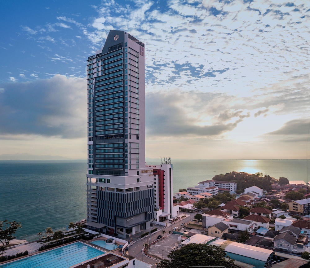 Hompton By The Beach Penang 45/52