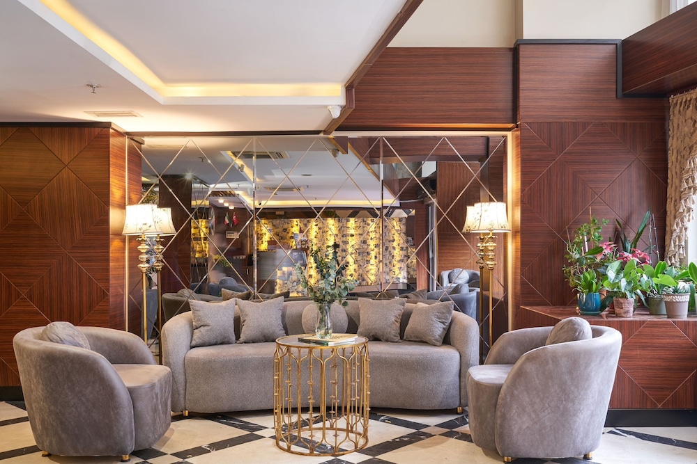 Atro Hotel 31/44