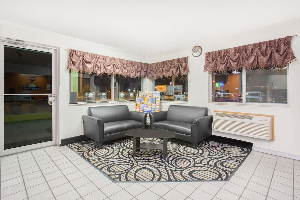 Days Inn by Wyndham Ogallala 21/31