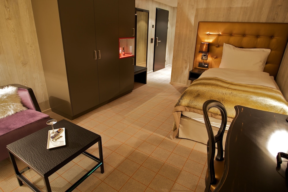 Grischa Das Hotel Davos 26/45
