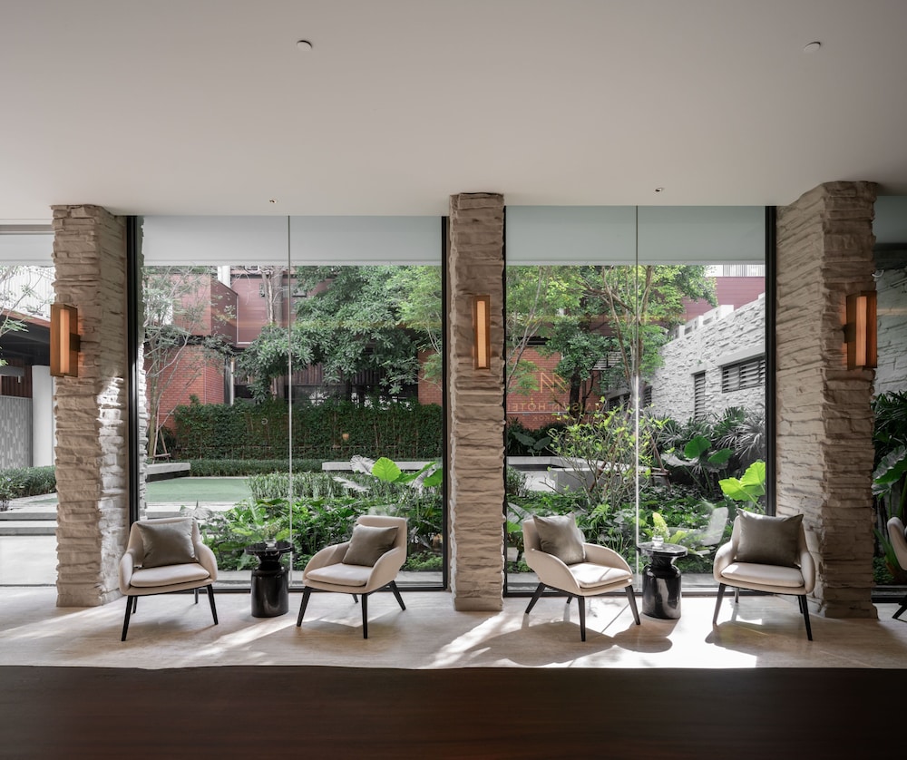 Maison Hotel Bangkok 60/71