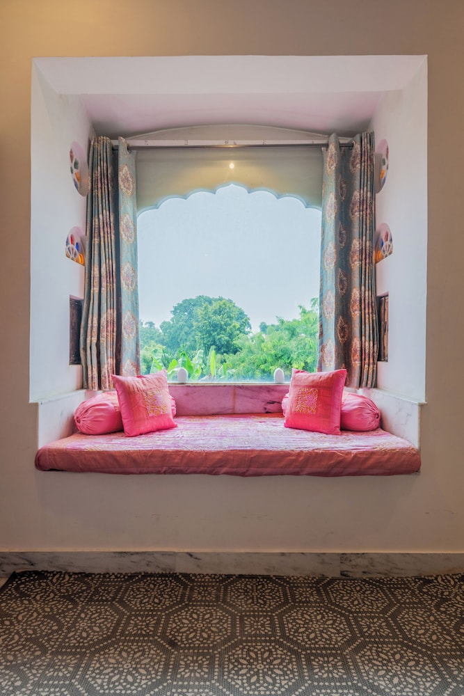 Rajasthan Palace Hotel 28/50