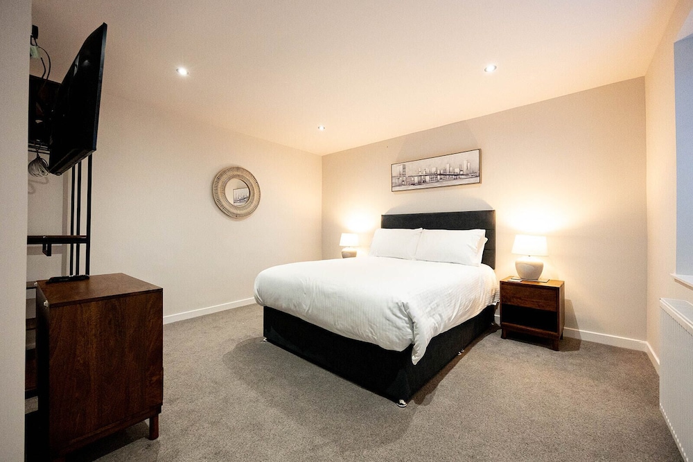 New Inn Hotel 21/33