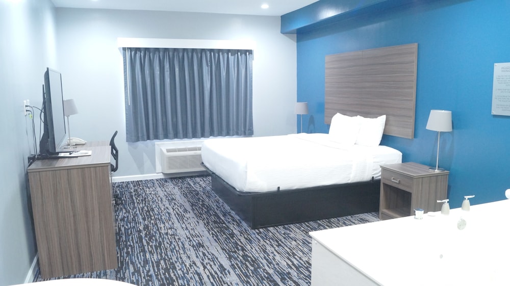 Magnolia Inn And Suites 11/23