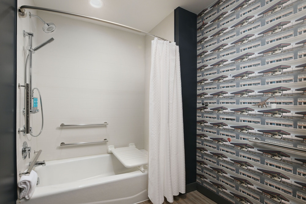 Aloft Dallas Euless 14/44