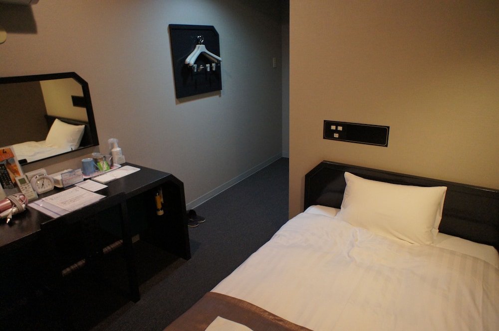 Hotel Abest Shinanjo Ekimae 16/50