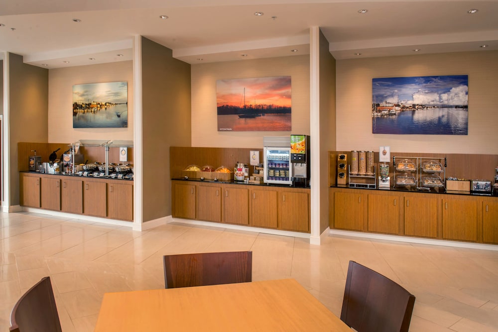 Fairfield Inn And Suites Washington 27/50