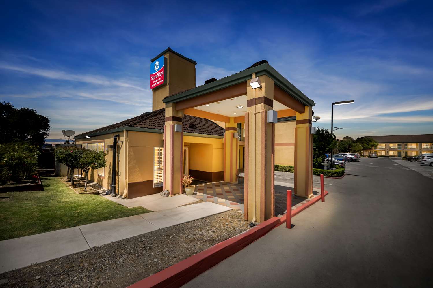 SureStay Plus Hotel by Best Western San Jose Central City 1/9