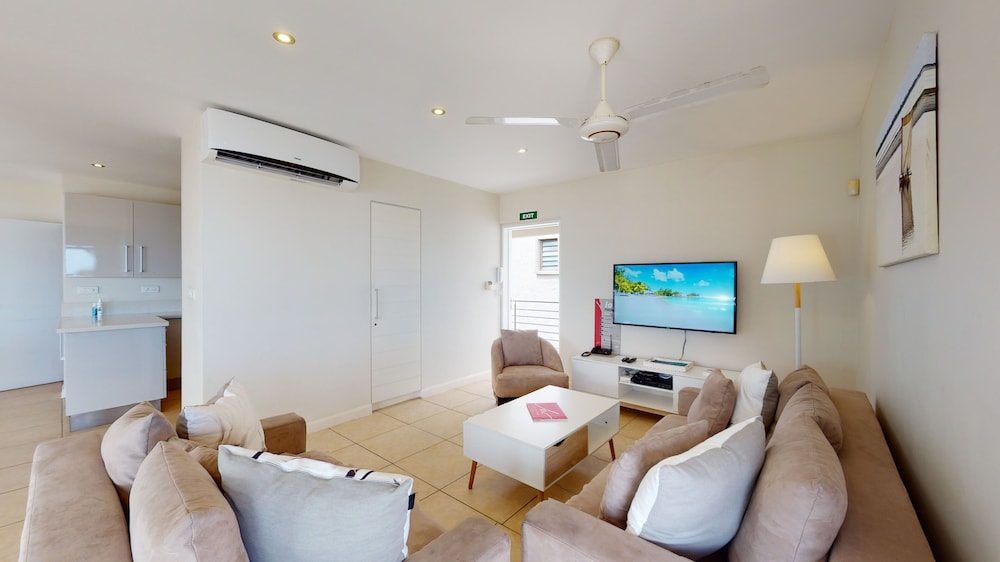 Bon Azur Beachfront Suites Penthouses By Lov 41/78