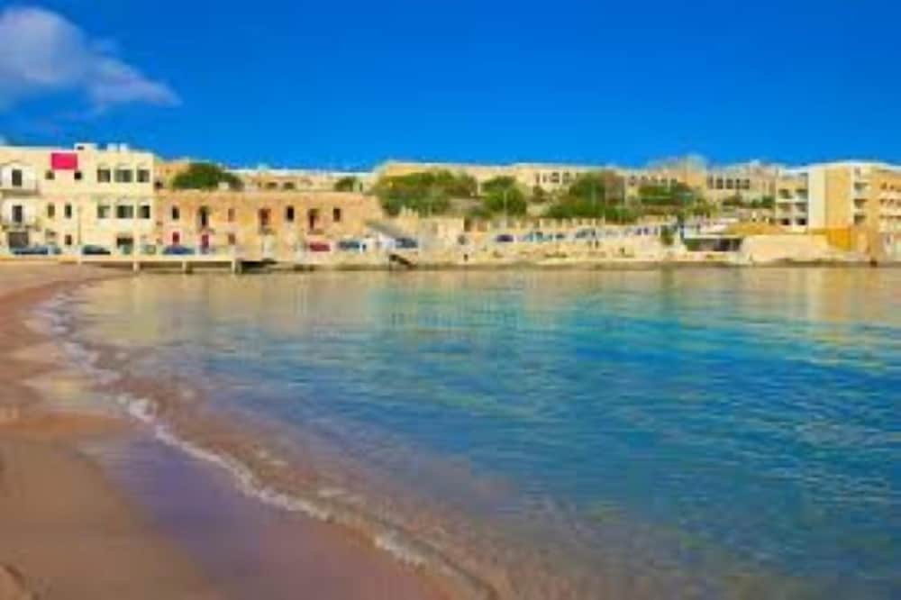 St Julians Bay Hotel 58/68