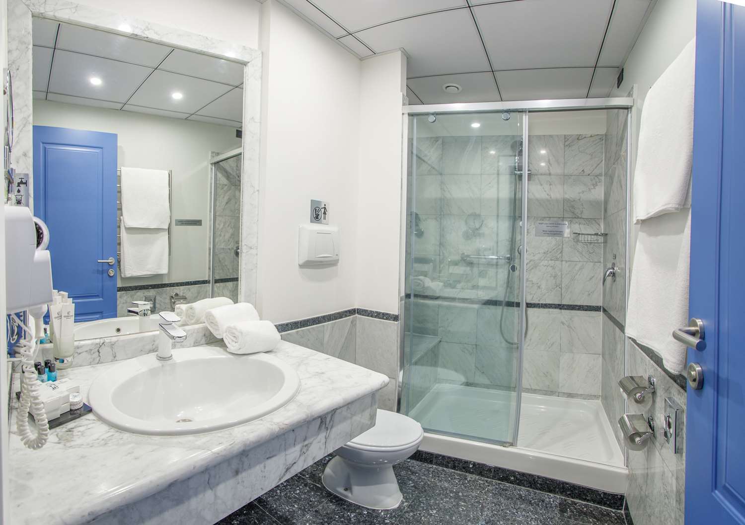 Best Western Plus Congress Hotel 77/77