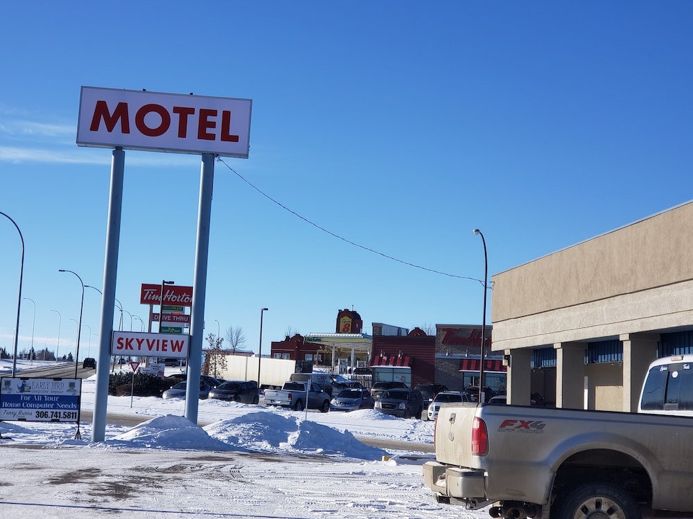 Swift Current Thriftlodge 3/61