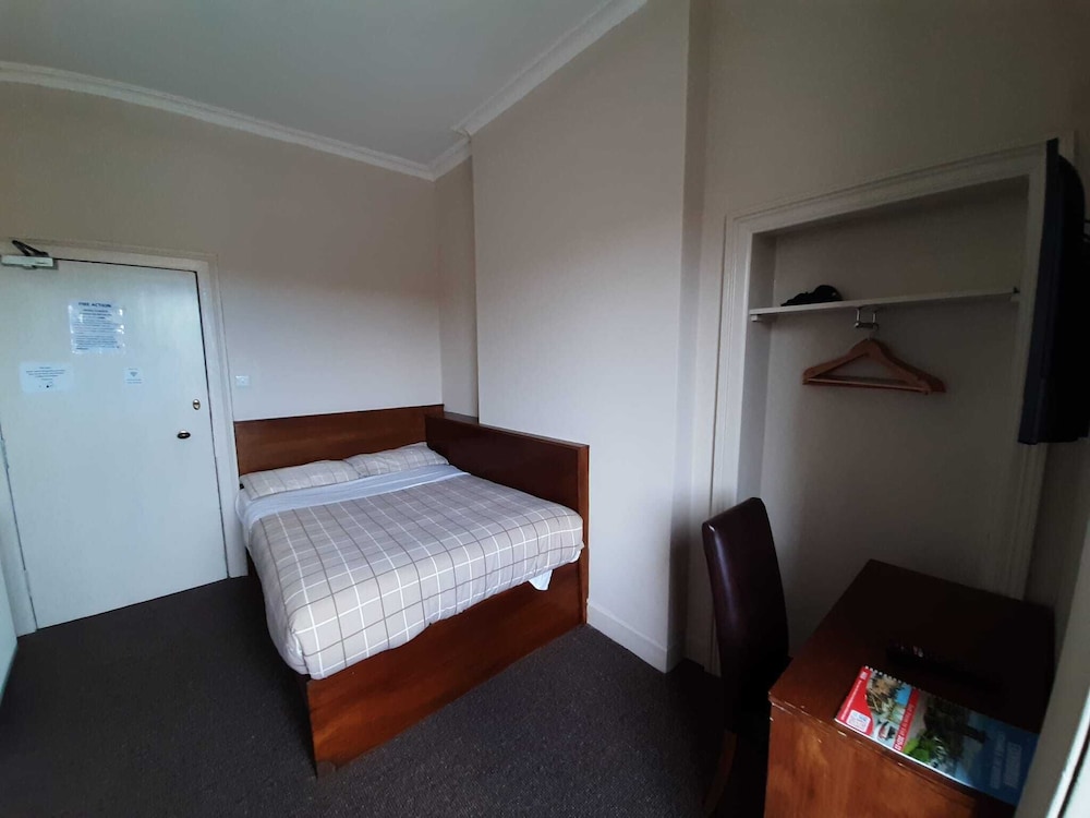 Adelphi Edinburgh Hotel 5/43