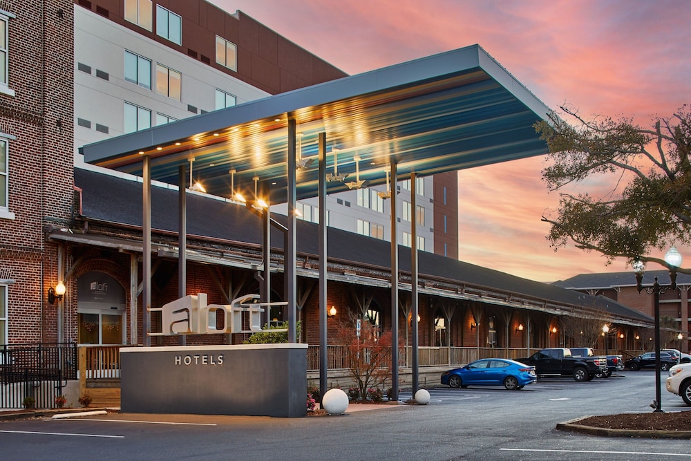 Aloft Wilmington at Coastline Center 3/50