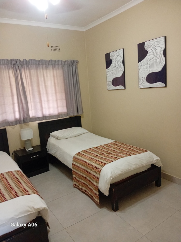 2 BEDROOMS, APARTMENT, GARDEN VIEW