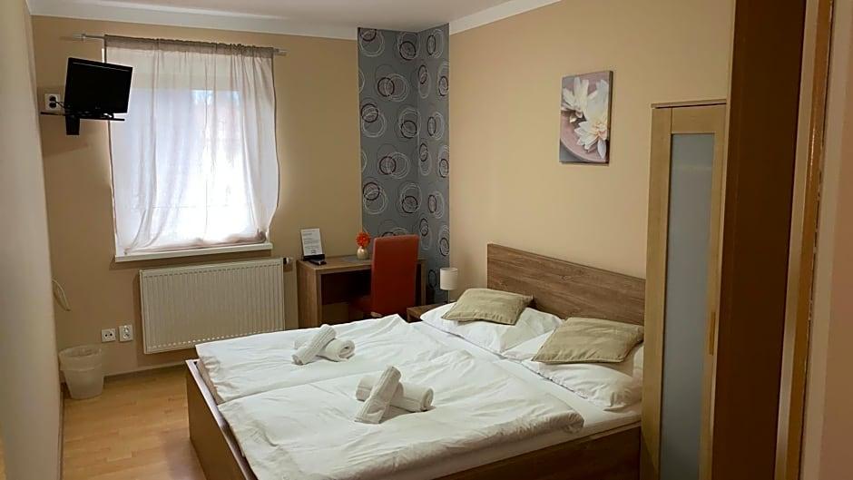 Hotel Orlan 7/50