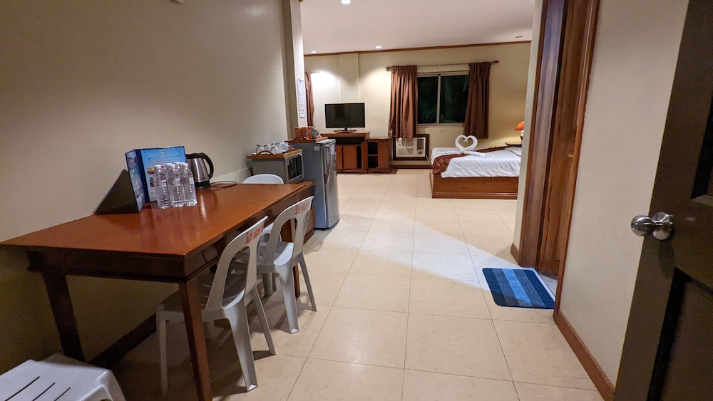 Subic Waterfront Resort & Hotel 44/55