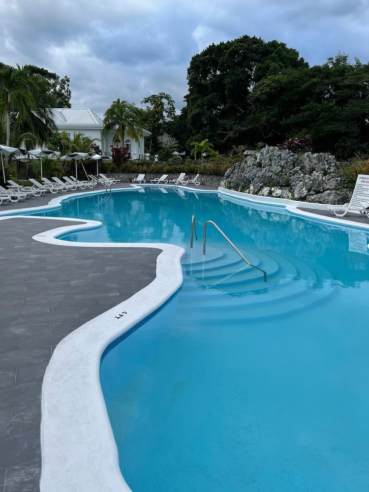 Jamaica Palace Hotel 13/66