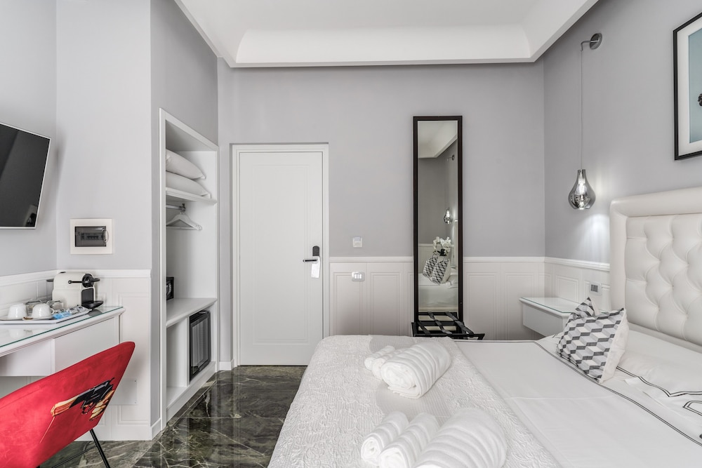Rome 55 Piazza Di Spagna Luxury Rooms 14/50