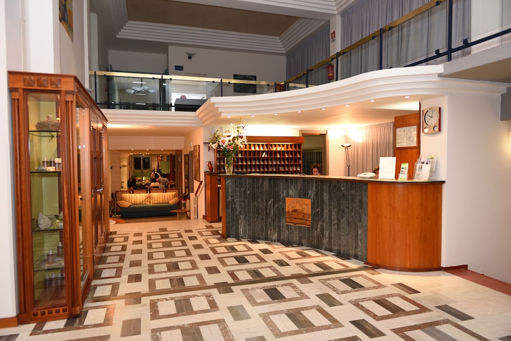Lobby at Grand Hotel Delle Terme, ACQUAPPESA