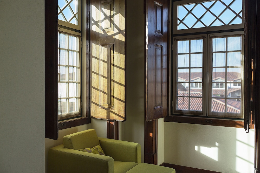 Hotel Lusitano 37/50