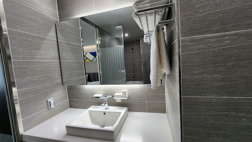 Yongin Central Co'op Hotel 41/44